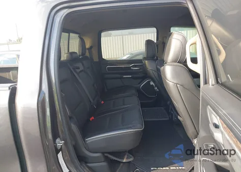 2020 Ram 1500 Laramie 4X2 5'7 Box z USA, uszkodzony, nr VIN 1C6RREJT1LN235332